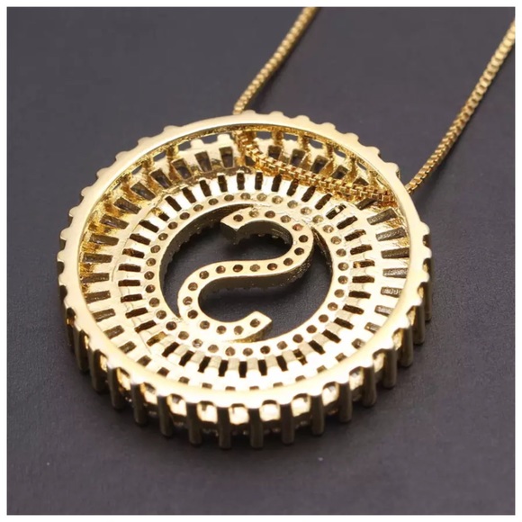 The TEGAI Austrian Crystals Initial Necklace - Picture 8 of 9